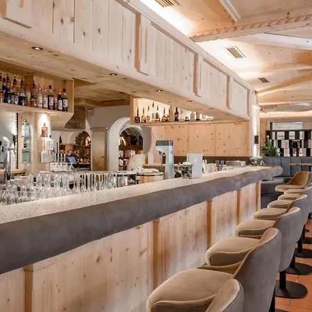 Wellness & Relax Milderer Hof Szálloda 4*