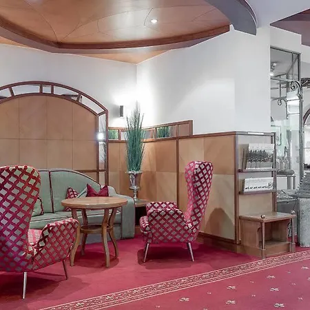 Wellness & Relax Milderer Hof Szálloda Neustift im Stubaital